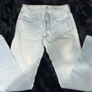 Light wash jeggings